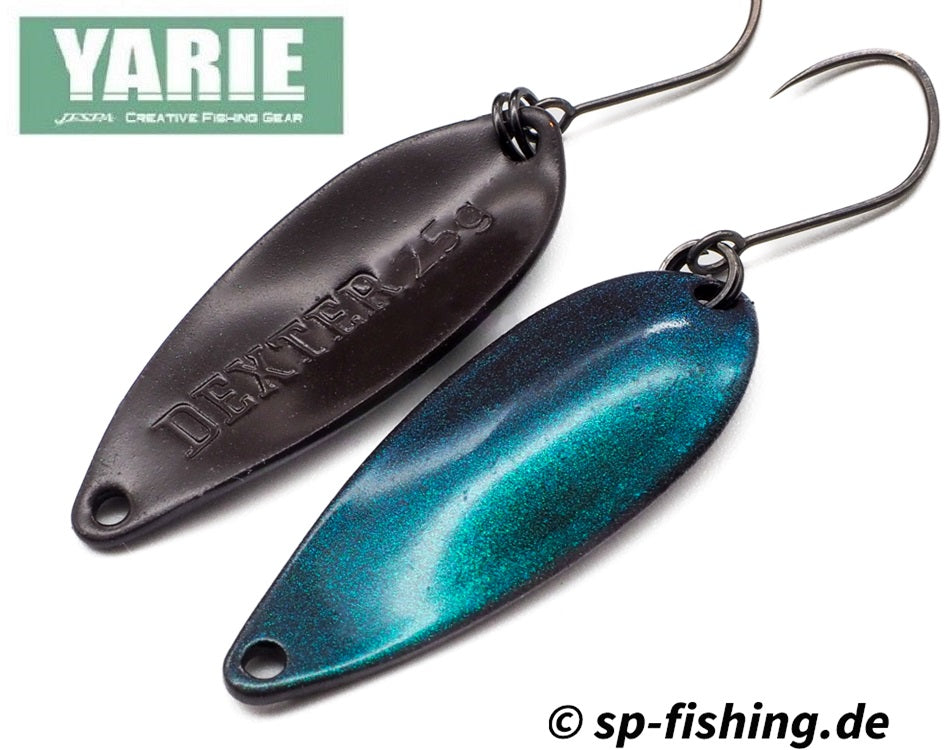 Yarie Spoon DEXTER E82, eleganter Löffel mit modernem Design, aus hochwertigem Material, auf hellem Hintergrund fotografiert