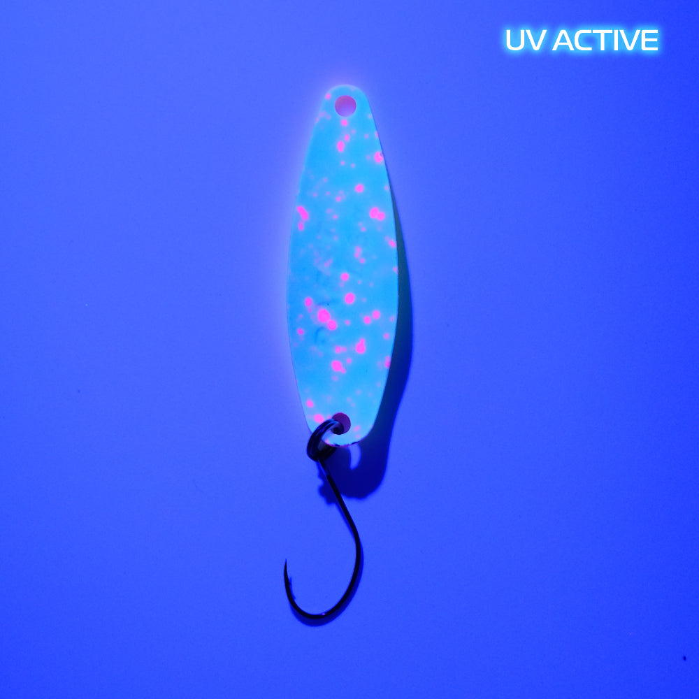 Fangenswert RAFFT 4.6 g EA03 glow spoon showing vibrant UV colors and detailed design on the back.