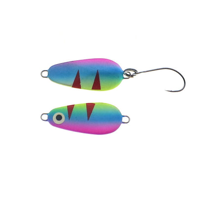 Perfekte Angelhaken Bullshark Spoon 3g von Perfect-Fishing, detailreiche Aufnahme des Angelbleis mit glänzender Oberfläche.