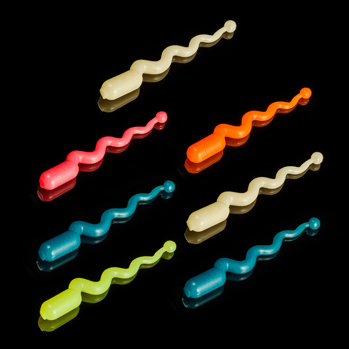Soorex Pro Twitcher 68mm Gummiköder in vibrant colors, showcasing realistic design for effective fishing.