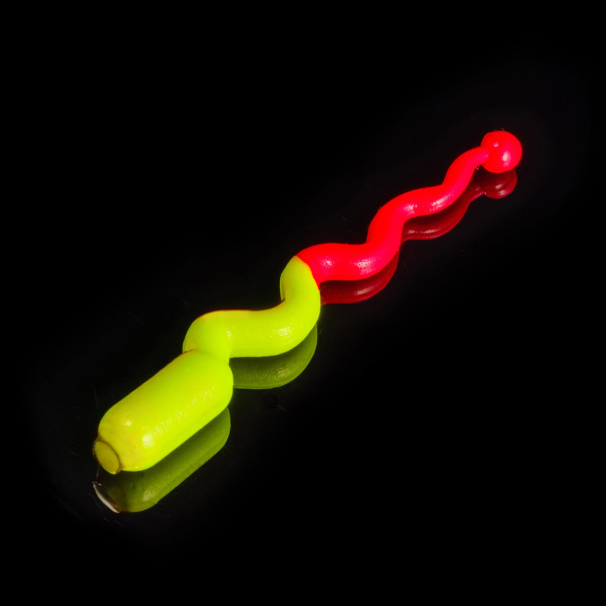 Soorex Pro Twitcher 68mm gummiköder in vibrant colors, showcasing its lifelike design and realistic swimming action.