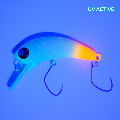 Rob Lure Berbie Mama SS Wobbler in UV-Farben, detailreiche Angelköder für Raubfische, zeigt leuchtende Farben und realistische Form.