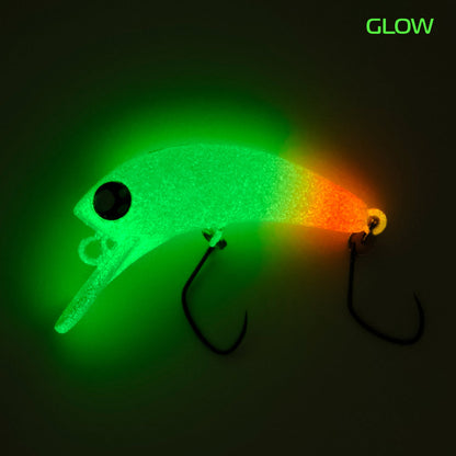 Rob Lure Berbie Mama SS Wobbler mit Leucht-Effekt, detailreiche Fischattrappe für Angler, glühende Oberfläche im Bild