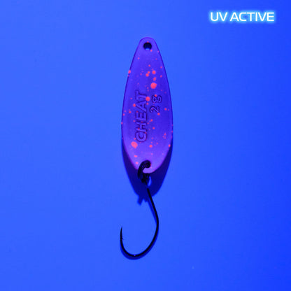 Fangenswert CHEAT 2.0 g EA08 spoon with vibrant UV back design, showcasing intricate details and color patterns.