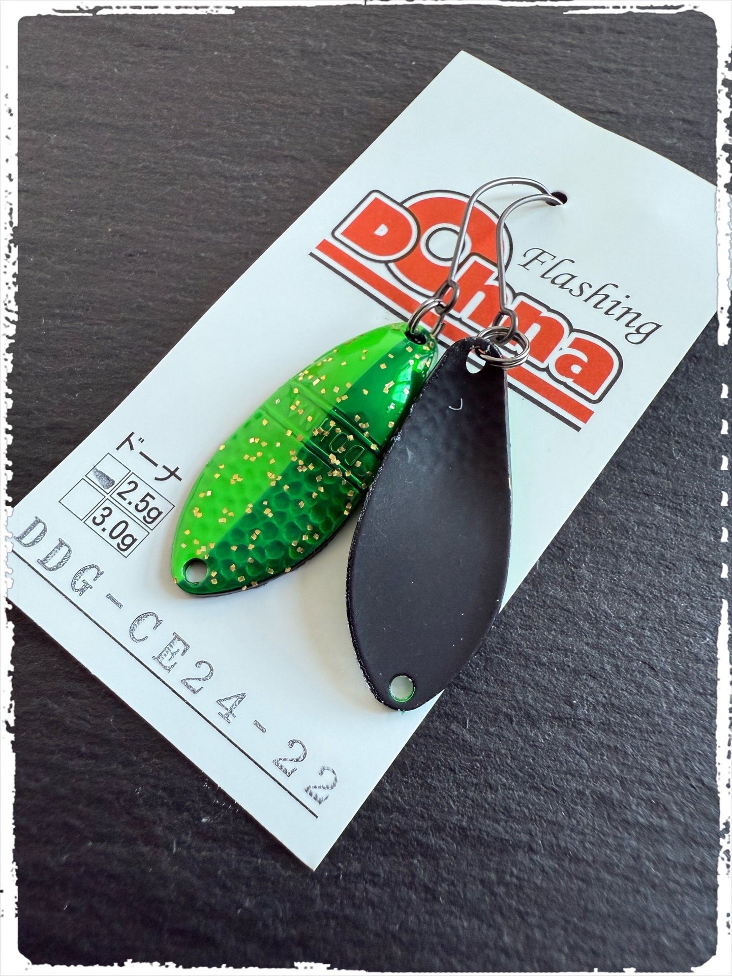 Angler´z System Antem Dohna Spoon DDG-CE24 in Silber, detailreiche Angelköder für erfolgreiche Fischerei, Nahaufnahme
