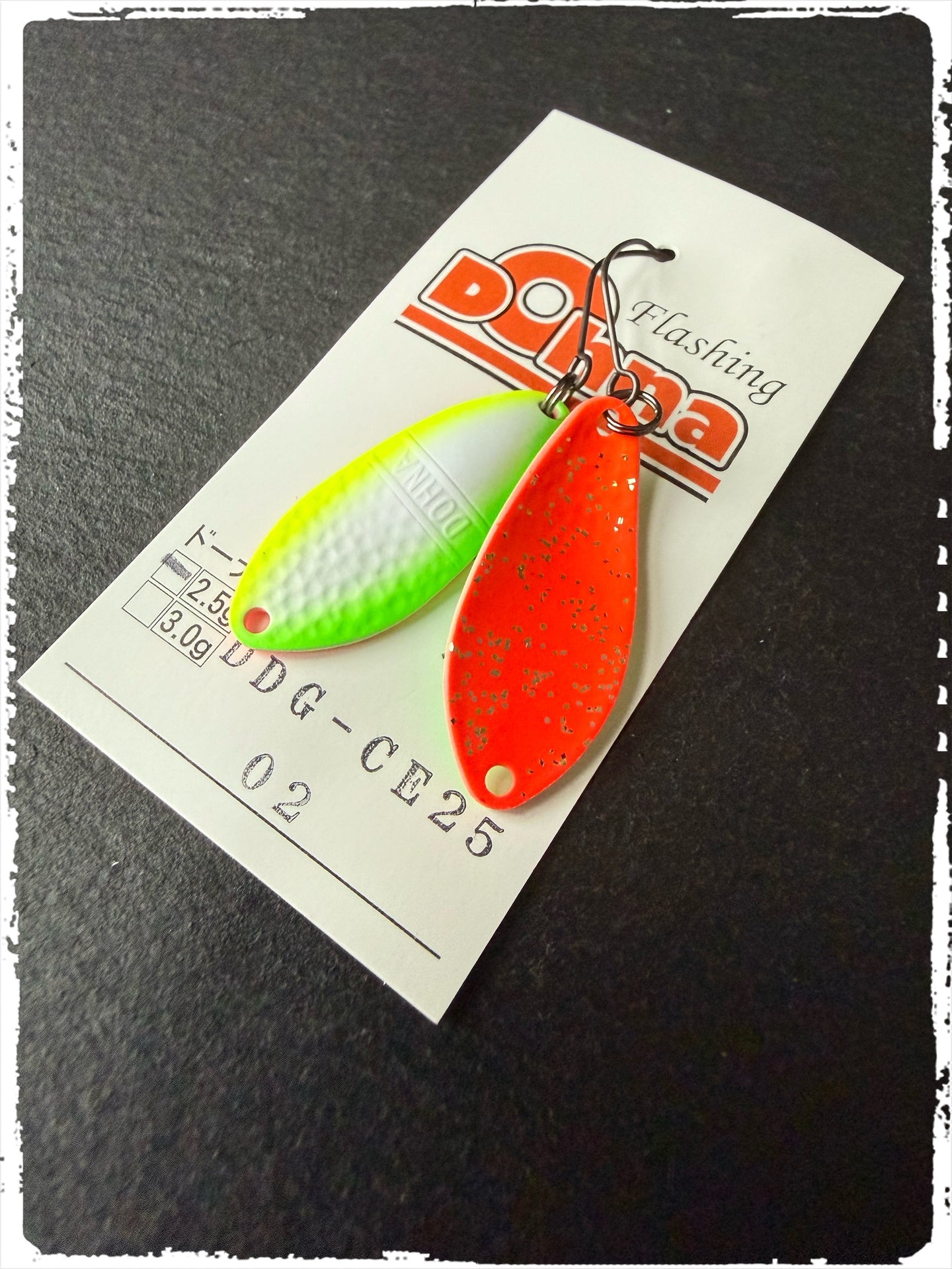 Angler´z System Antem Dohna DDG-CE25 #02 Angelblei in Spoon-Form mit silberner Oberfläche, detailreiche Ansicht