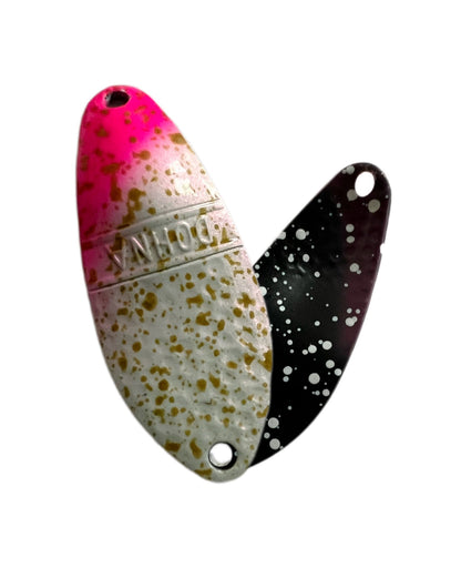 Angler'z System Antem Dohna DDG 2022-21 spoon in metallic finish, showcasing its unique shape and reflective surface.
