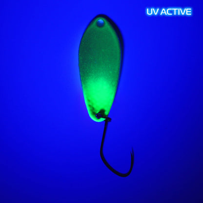 Angler´z System Antem Dohna FA01 Glow Angelhaken-Spoon mit UV-Leuchtfarbe, sichtbare Rückseite in dunklem Licht