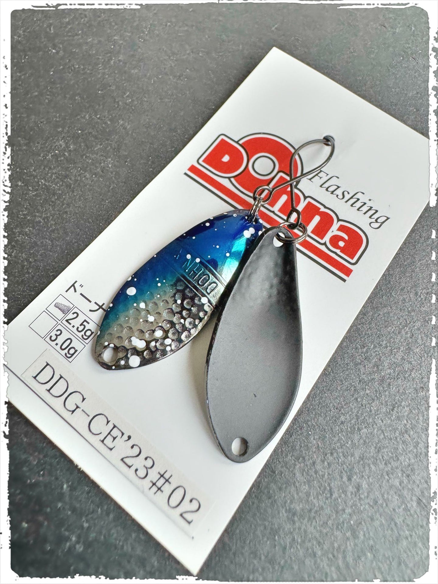 Angler´z System Antem Dohna DDG-CE23 #02 Angelblei, silberner Löffel zum Angeln auf Fisch, Nahaufnahme der Köderform