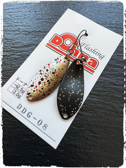Angler'z System Antem Dohna DDG spoon featuring a sleek design and vibrant colors for effective fishing.