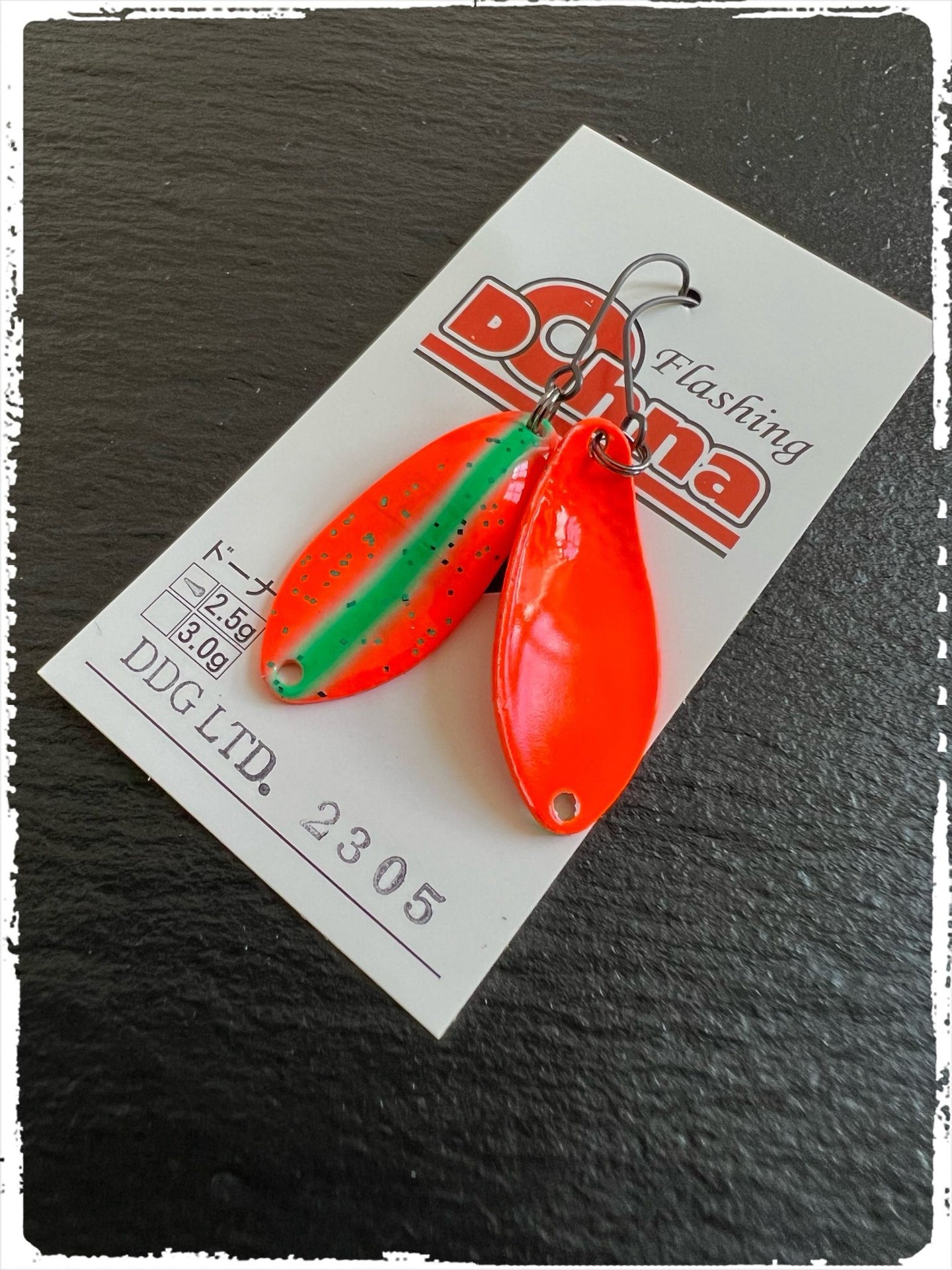 Silberne Angler´z System Antem Dohna Spoon zum Angeln, Detailaufnahme auf weißem Hintergrund