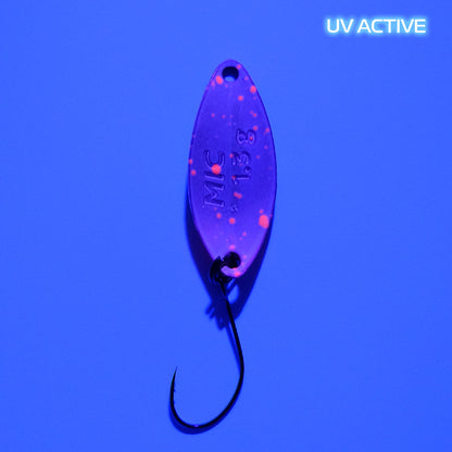 Fangenswert MIC 1.3 g EA08 spoon with UV finish, showcasing vibrant color and reflective surface in back view.