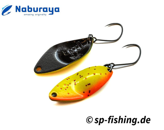 Naburaya Löffel Exceed Color #13, stilvolles Besteck mit buntem Griff, auf weißem Hintergrund fotografiert