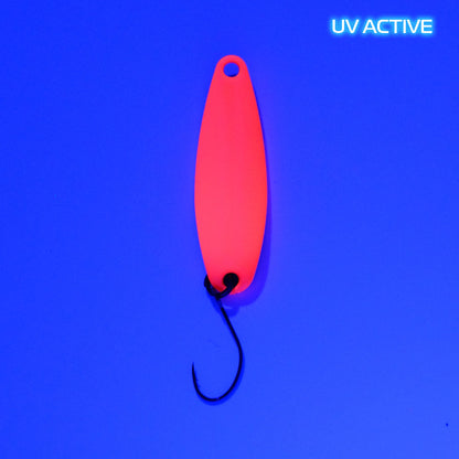 Fangenswert RAFFT spoon in EA05 color, showcasing its unique UV finish and detailed design for fishing.