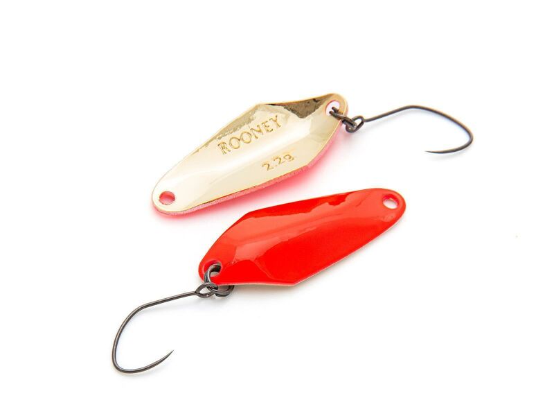 Nories Masukuroto Rooney Spoon in Fluo Rot-Gold, 22g, detaillierte Nahaufnahme des Angelhammers mit leuchtender Farbgestaltung