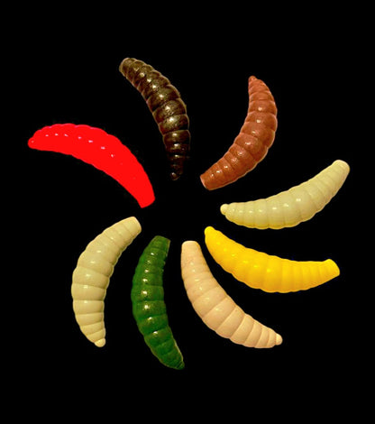 Soorex Pro Maggot 42mm Gummiköder in vibrant colors, showcasing realistic details for effective fishing.