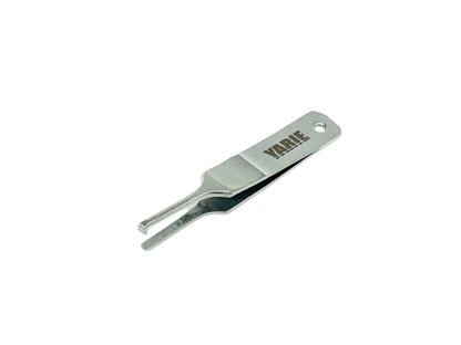 Yarie Split Ring Zange mit schmaler Spitze, handgefertigte Schmuckzange für präzises Arbeiten an kleinen Ringen.